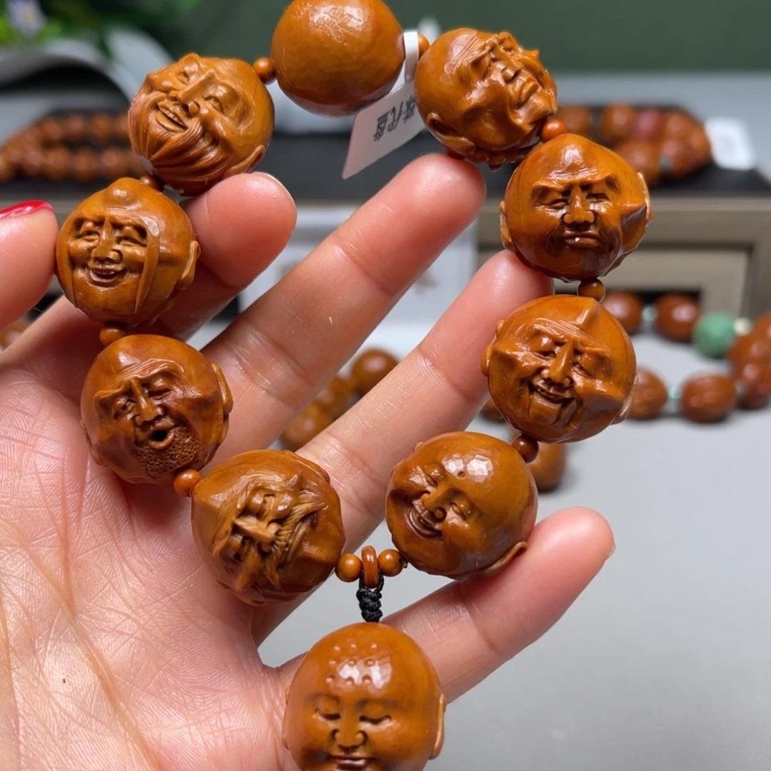 吊坠橄榄核十八罗汉定金，没有现货，工期久