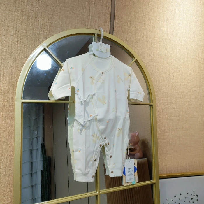 AU177    宝宝长袖连体衣