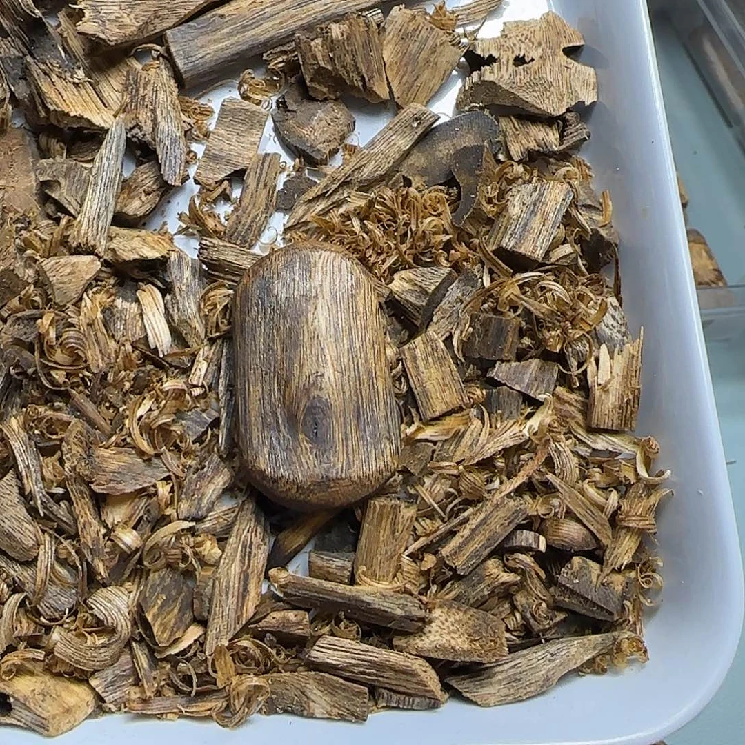 沉香碎屑沉香原汁原味