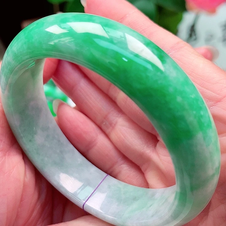 翡翠未镶嵌手镯天然翡翠手镯