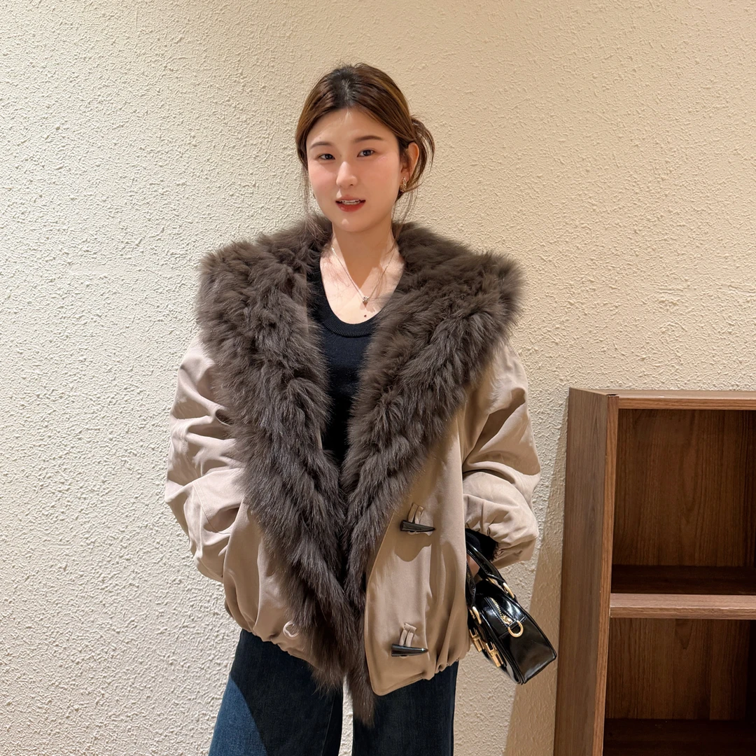 座山雕｜韩系高品质狐狸毛鹅绒服