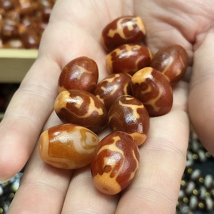 玛瑙/玉髓未镶嵌颈饰40多样性发其一