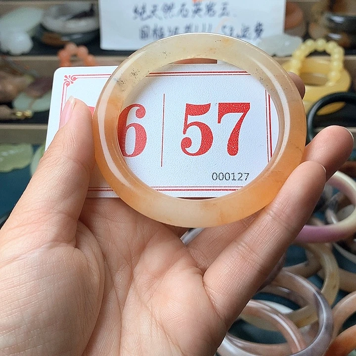 石英质玉（黄龙玉）未镶嵌手镯