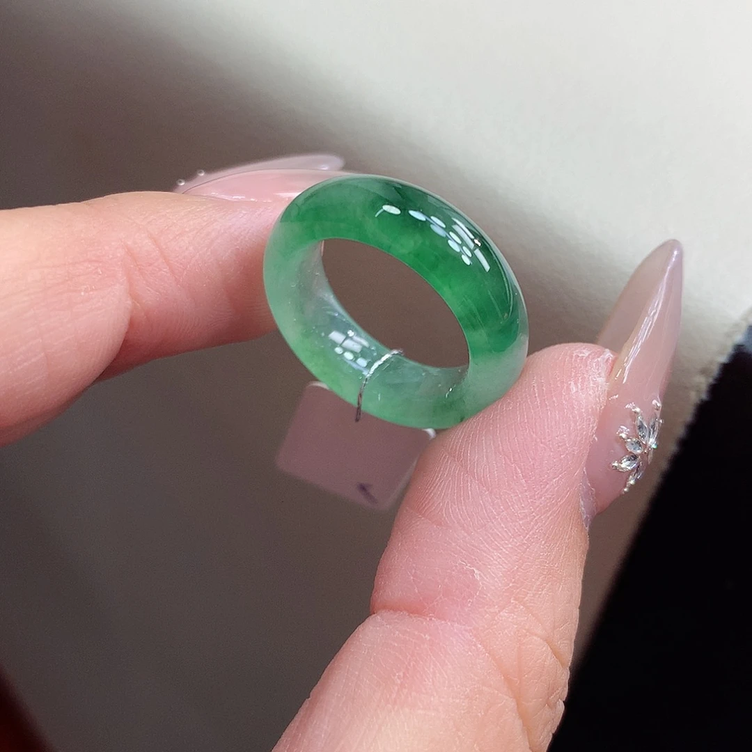 翡翠未镶嵌戒圈12号