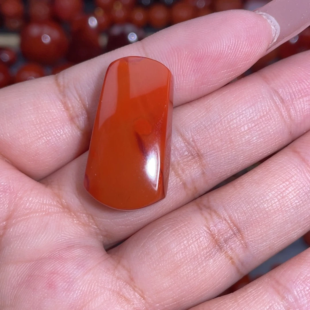 南红玛瑙未镶嵌无事牌