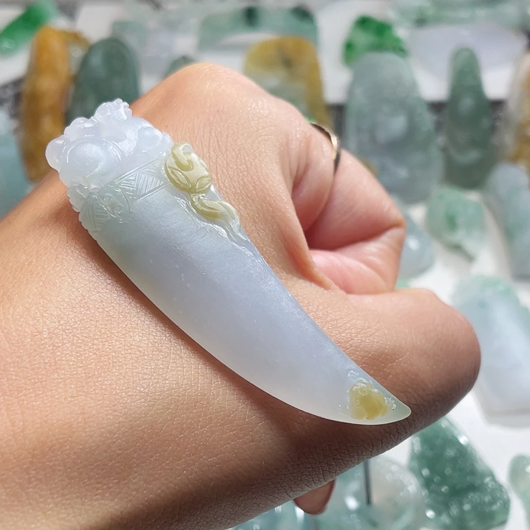 未镶嵌定制翡翠龙牙