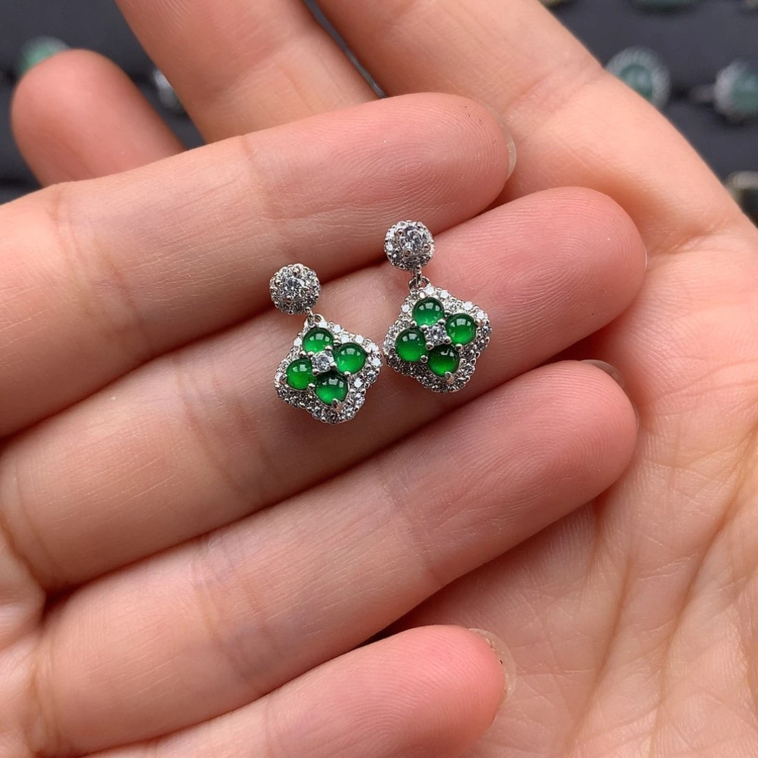 翡翠银S925镶嵌耳饰桃*?