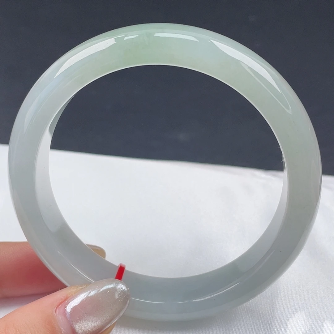 翡翠未镶嵌手镯60圈口