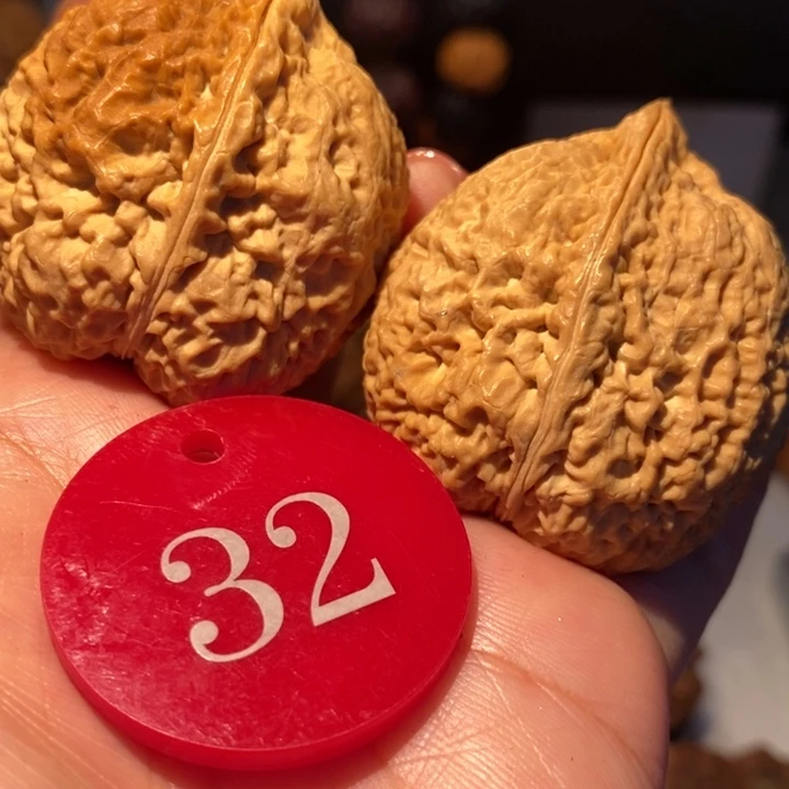 杰***克铁核桃七彩铁南疆41尺寸，超正