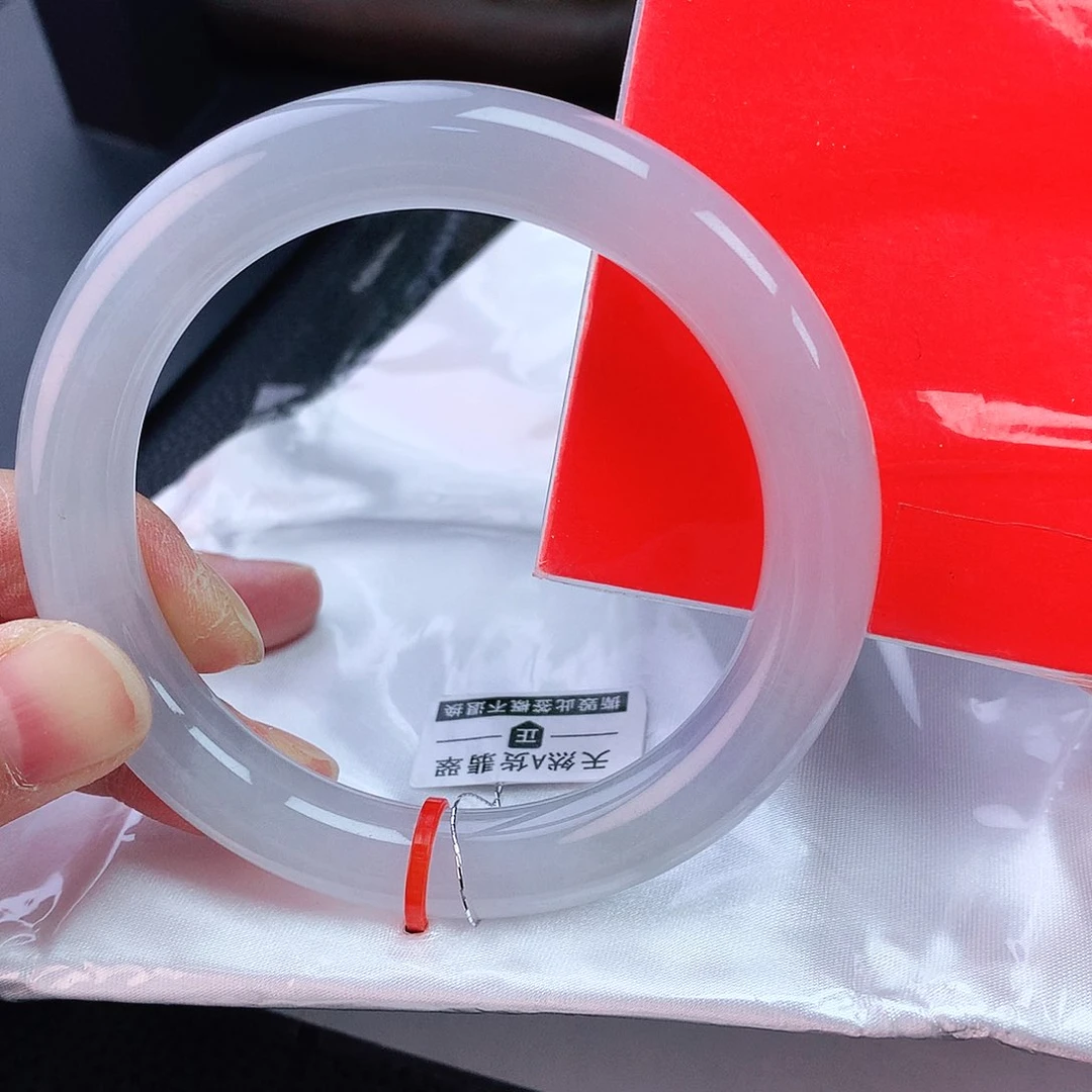 翡翠手镯未镶嵌59胖
