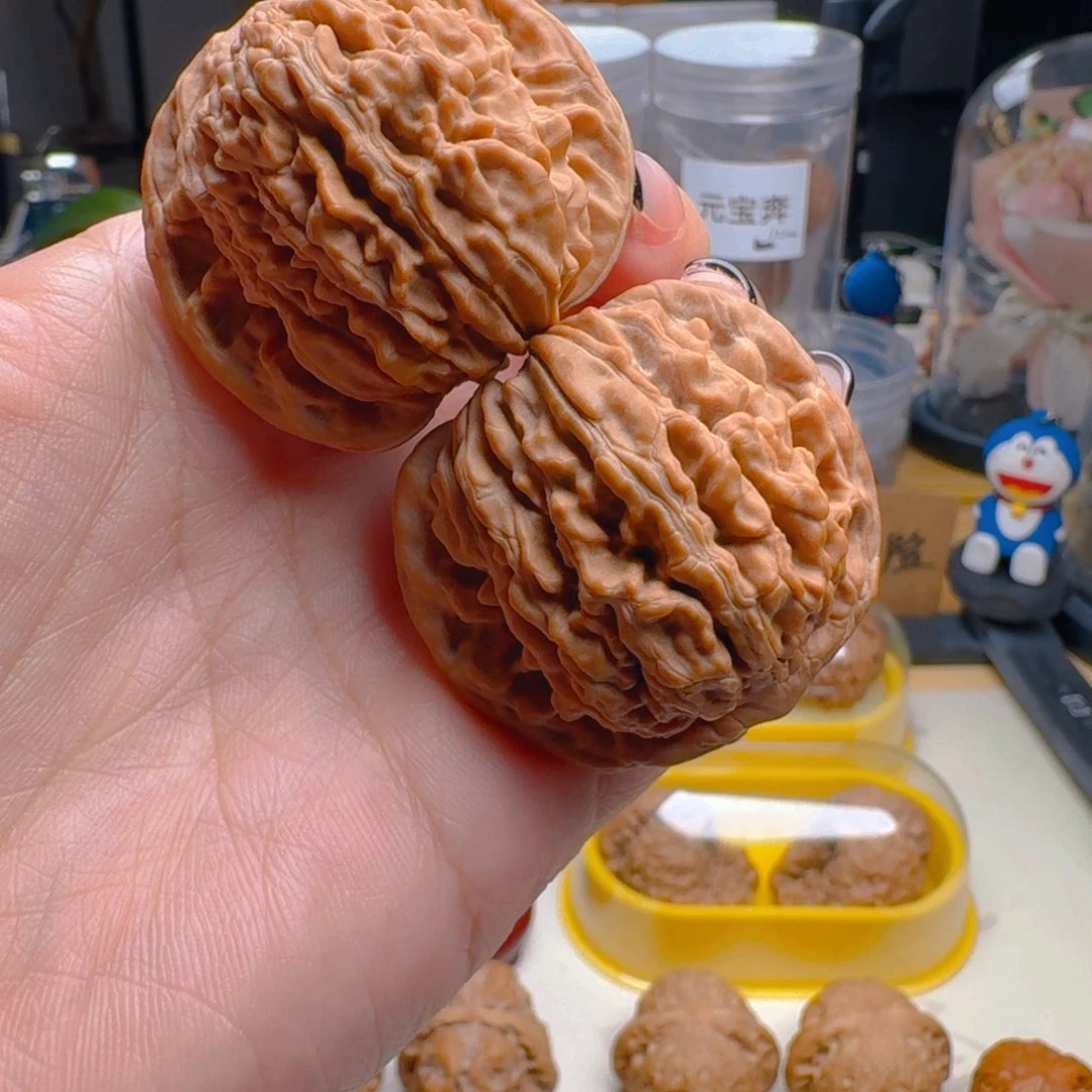 核桃把件辐****证41尺寸四座楼