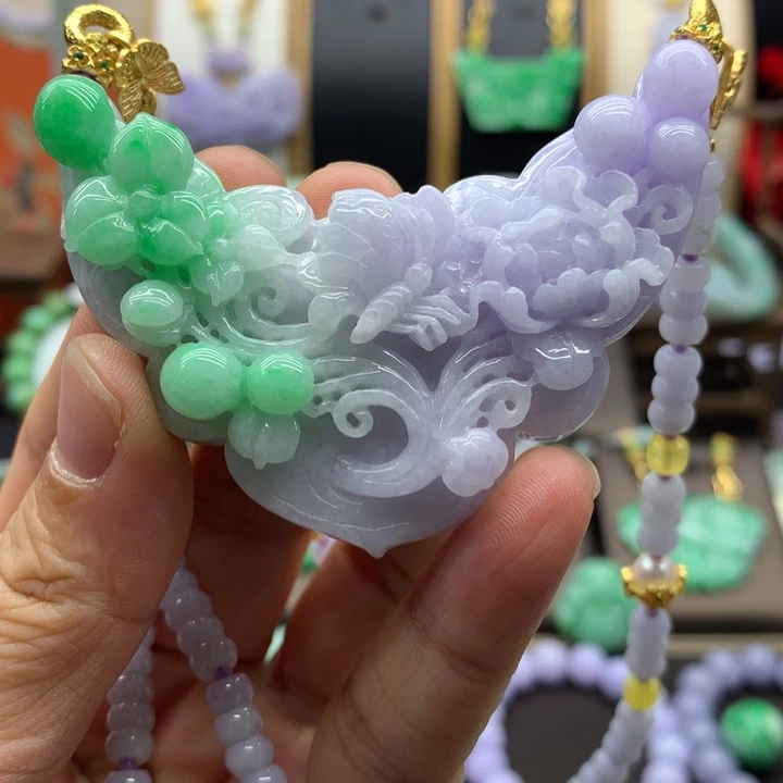 吊坠(赠链)未镶嵌翡翠