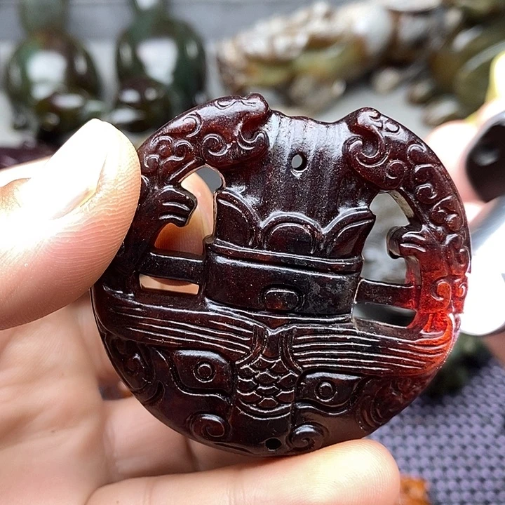 未镶嵌蛇纹石玉颈饰