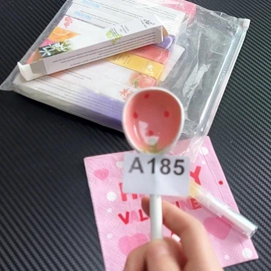 摆件发一包………………………………………………………………