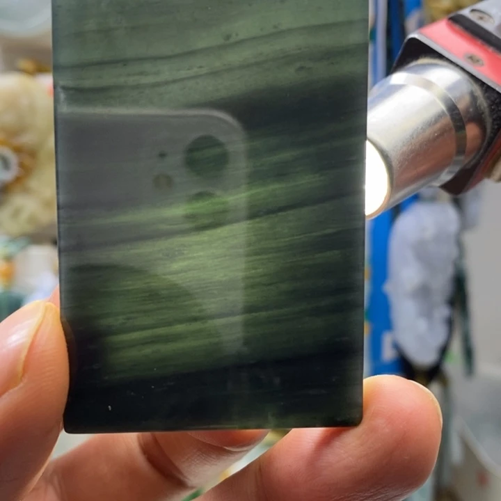 翡翠未镶嵌颈饰你