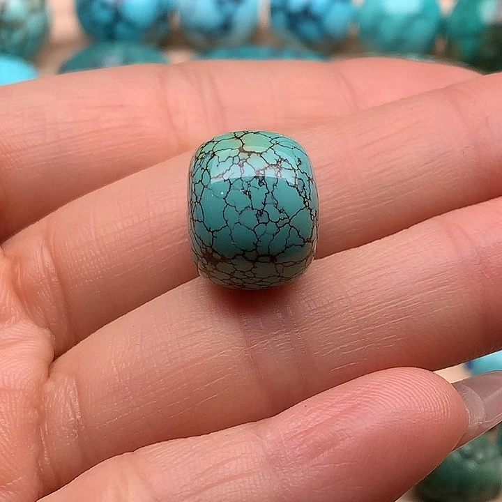 绿松石未镶嵌原矿高瓷无优化绿松石