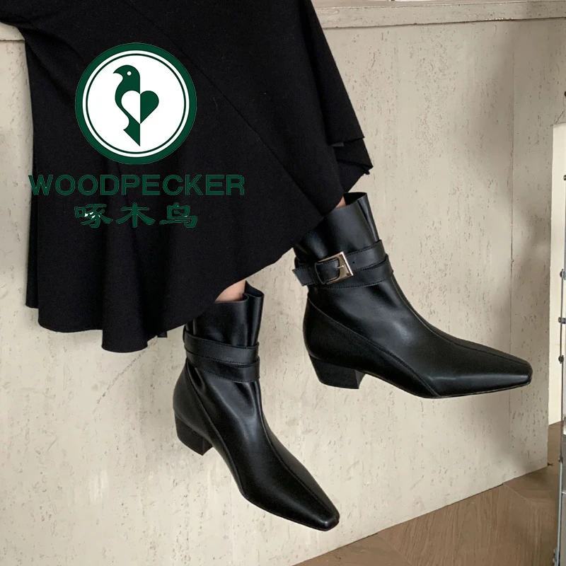 啄木鸟复古皮带扣短靴女2025秋冬新款方头气质时装靴增高舒适女靴