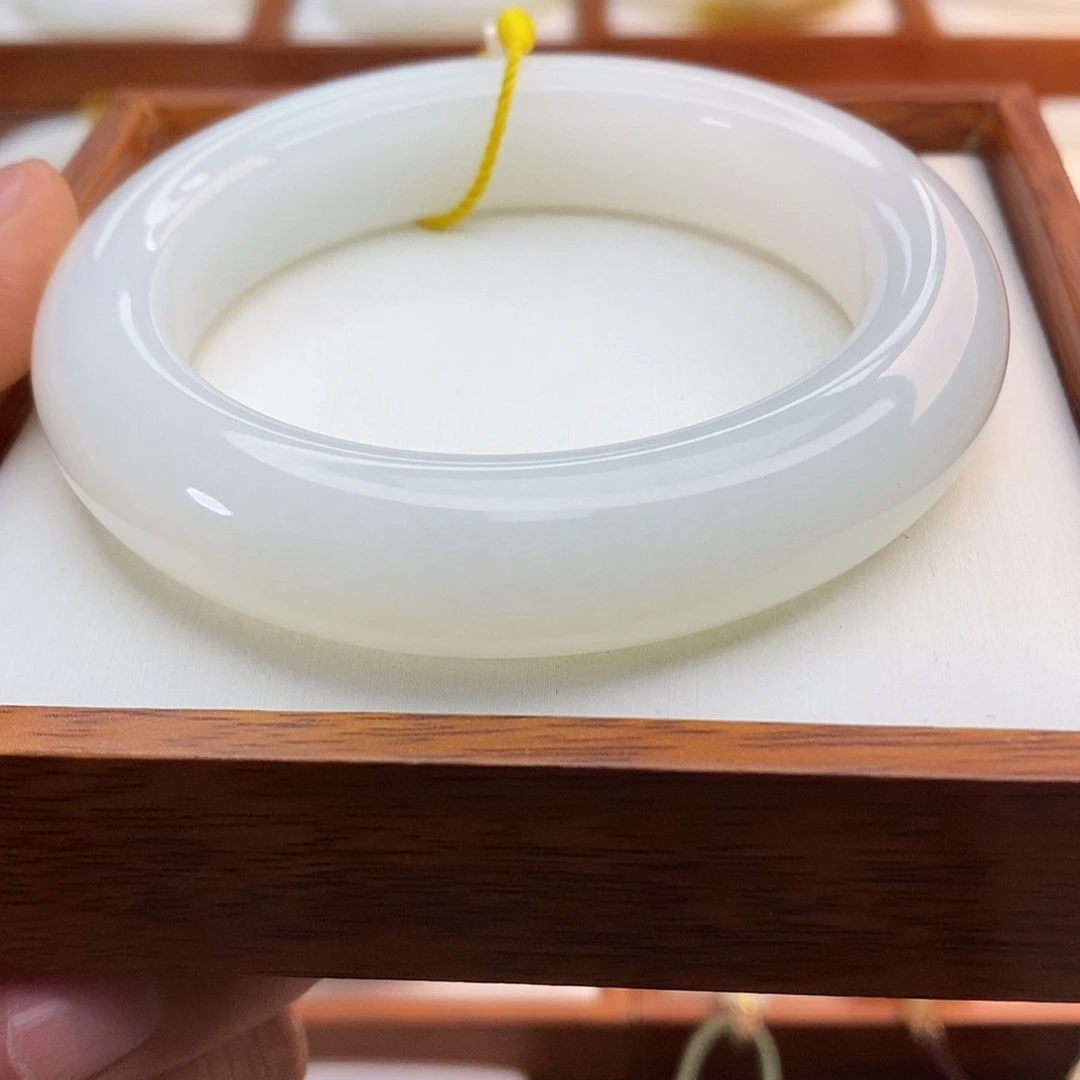 和田玉（白玉）未镶嵌手链