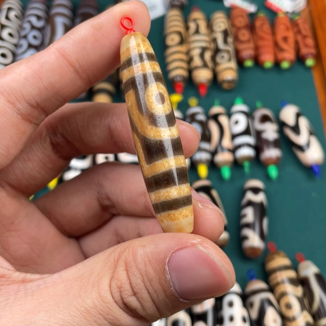 玛瑙/玉髓裸珠行运如意二