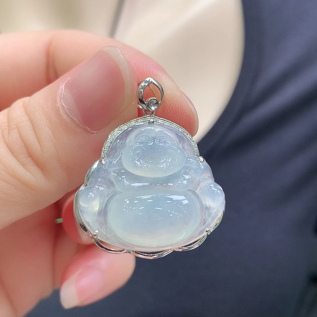 颈饰18K金镶嵌翡翠佛公