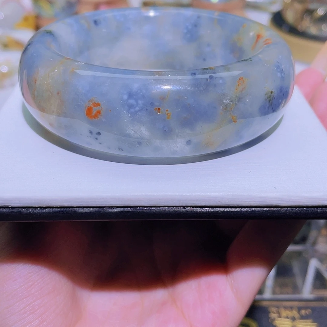 ****葵未镶嵌手镯水晶天然蓝兔毛团团手镯