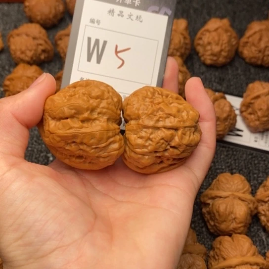 吊坠桃核博*我是第一百42
