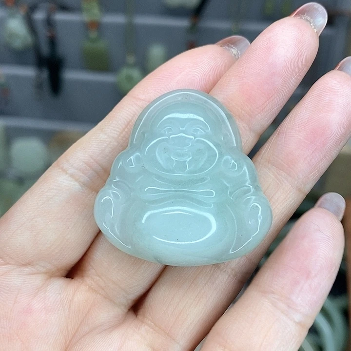 透闪石质玉吊坠(赠链)未镶嵌