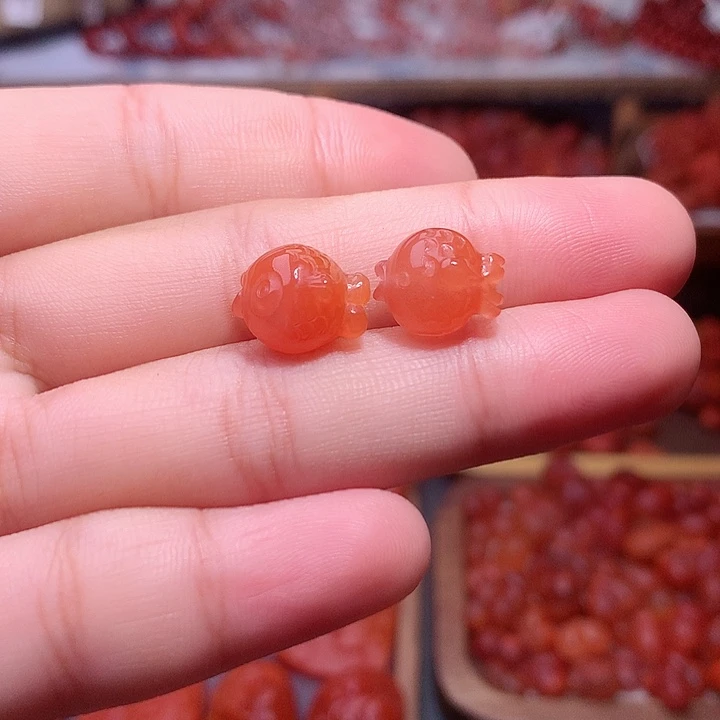 南红玛瑙未镶嵌南红嘟嘟鱼