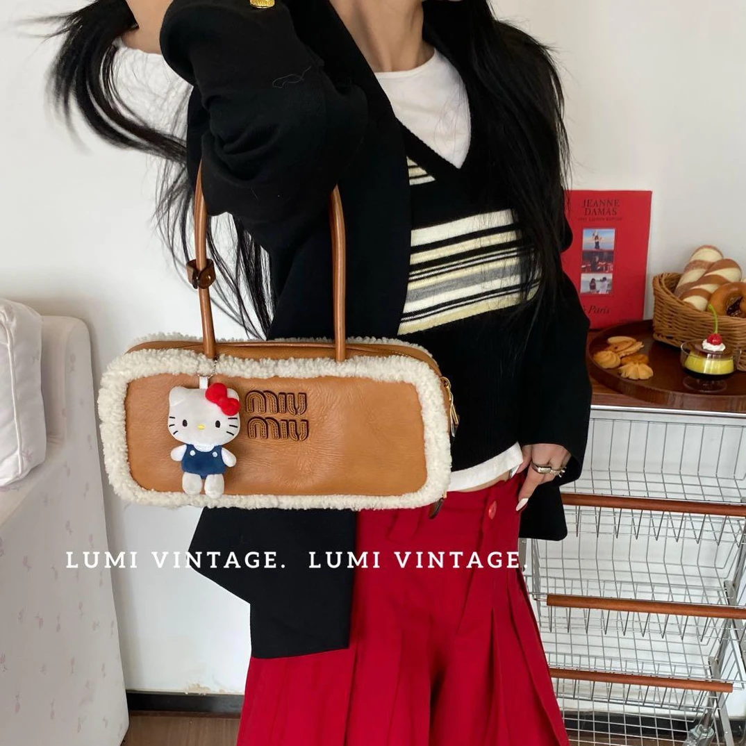 95新 MIU MIU/缪缪 干邑色拼毛毛保龄球48509705