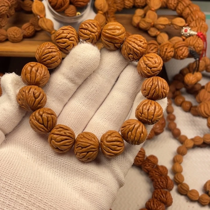 桃木1号链接桃核手串一个