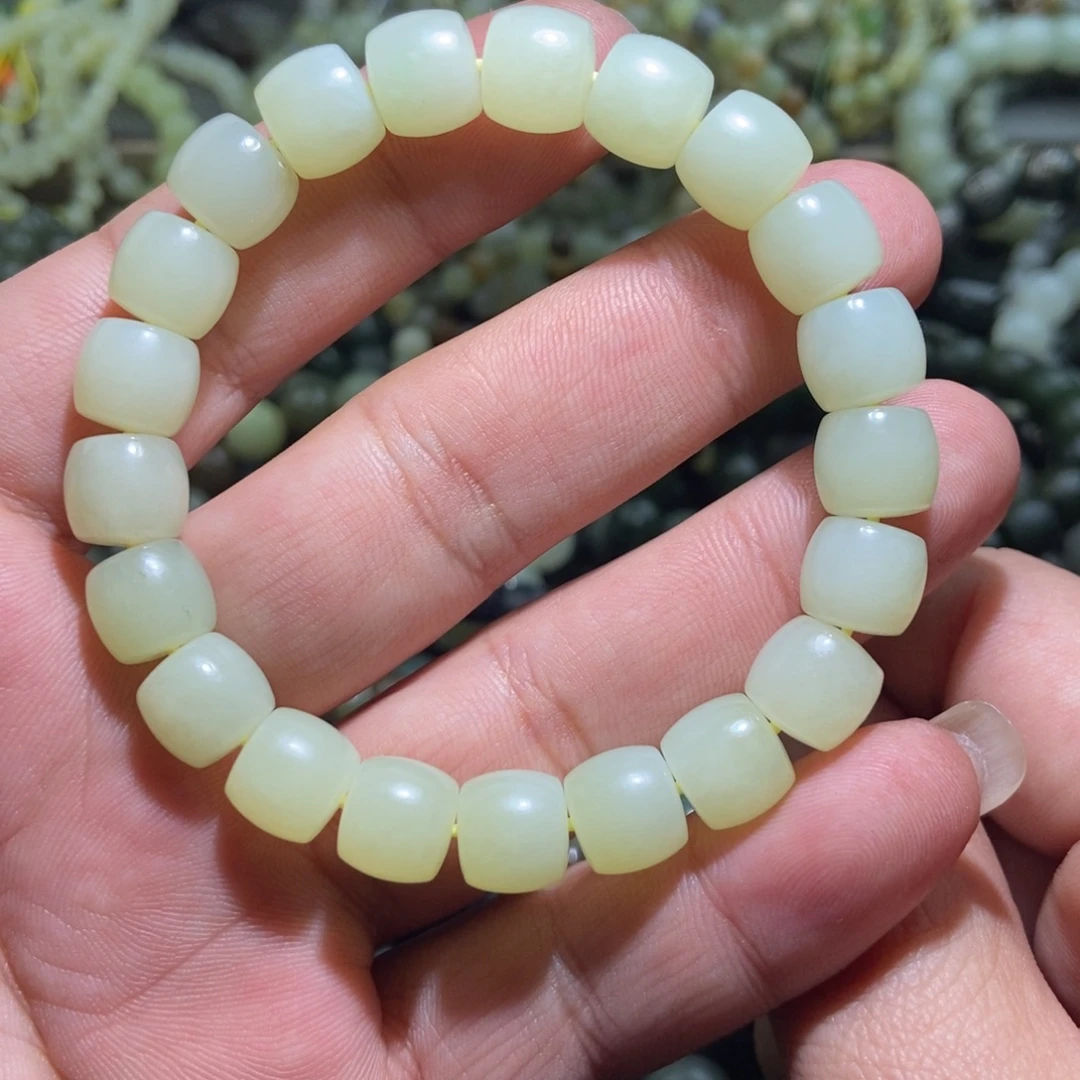 和田玉（糖玉）未镶嵌手链