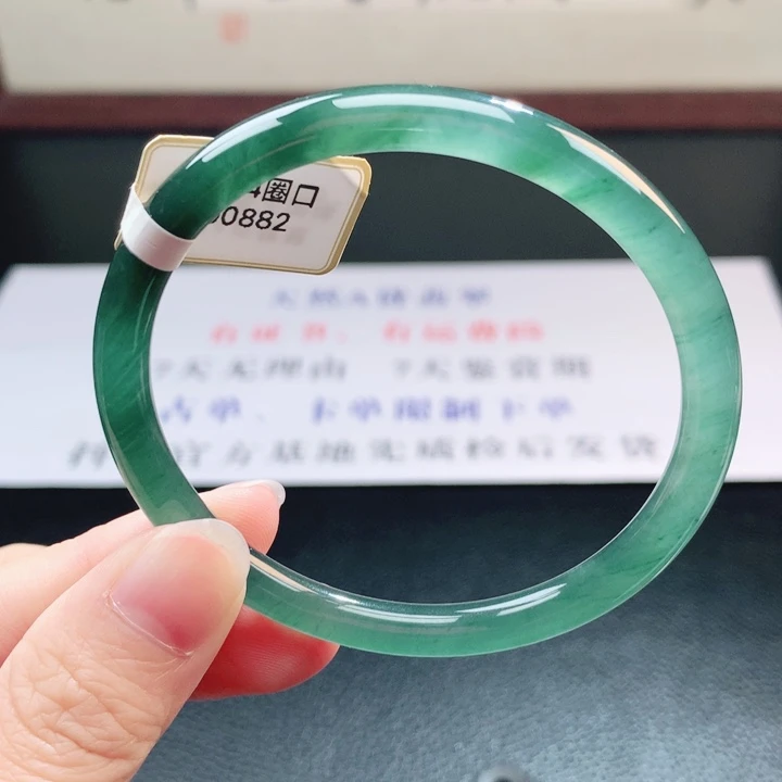 翡翠未镶嵌手镯翡翠手镯38