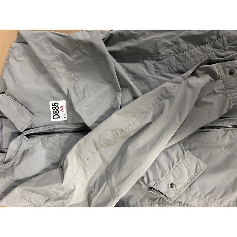 男女户外休闲服d885