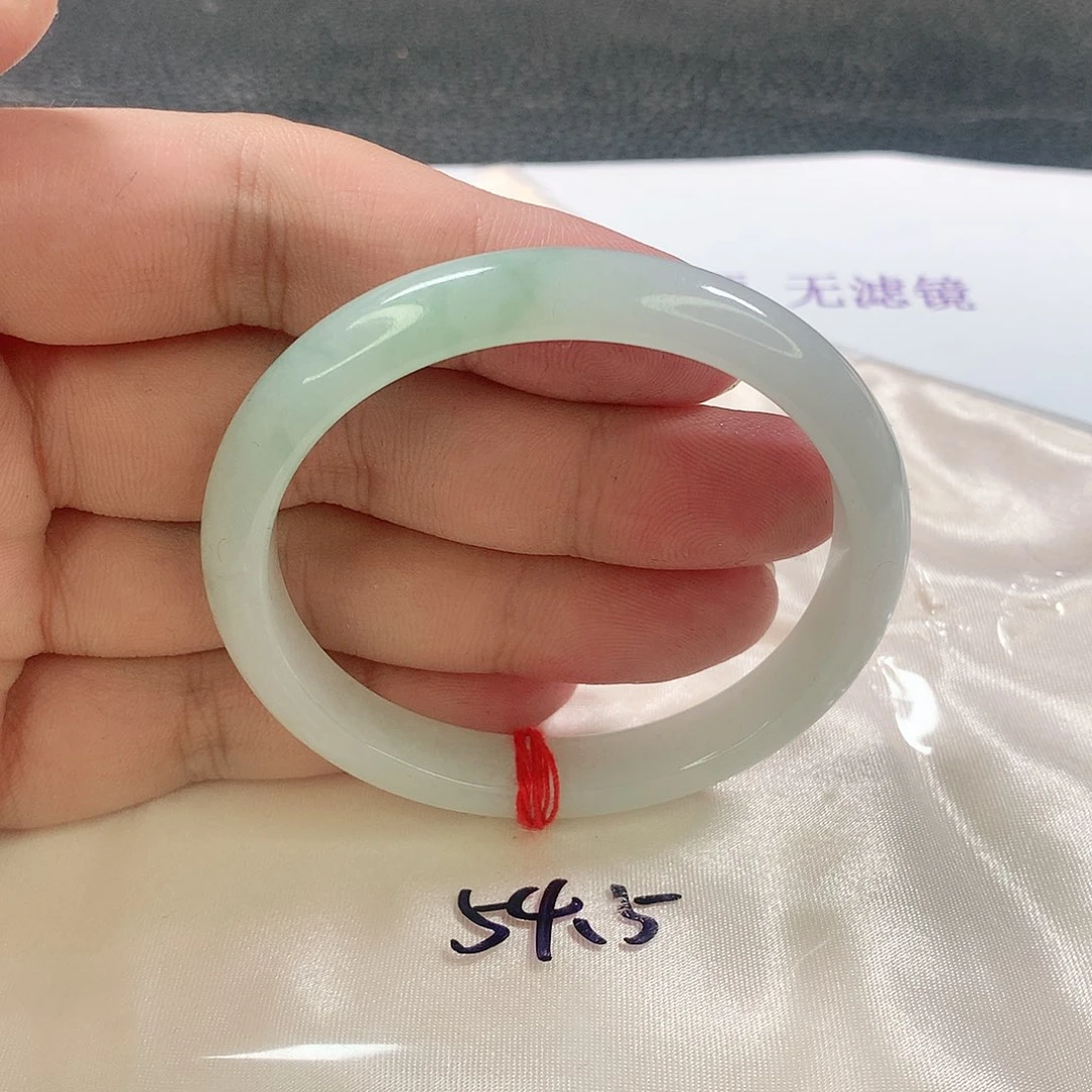 未镶嵌手镯（贵妃镯）翡翠301号