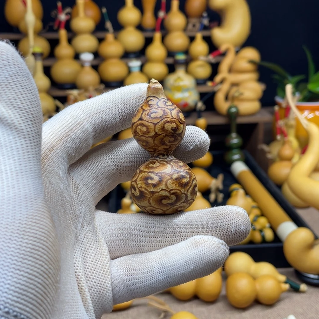 请勿私拍，如有兴趣联系主播