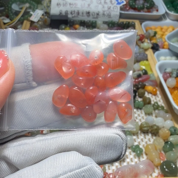 和田玉未镶嵌珠宝半成品