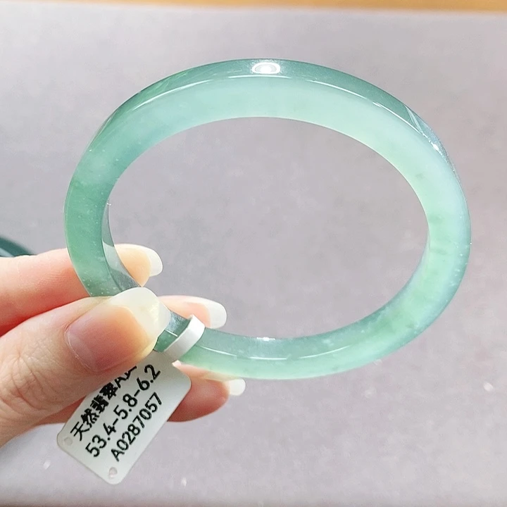 【闪购商品】未镶嵌手镯翡翠