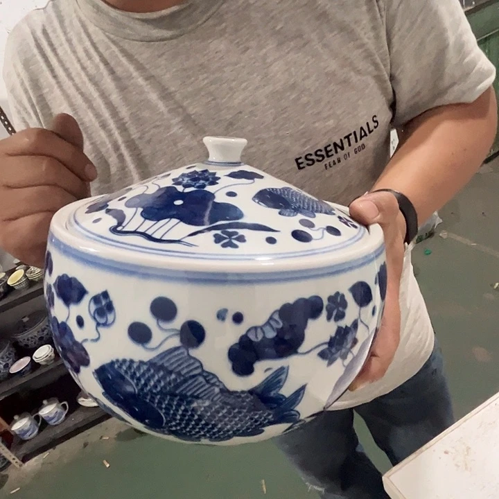 景德镇陶瓷青花鱼藻罐（5斤装的）