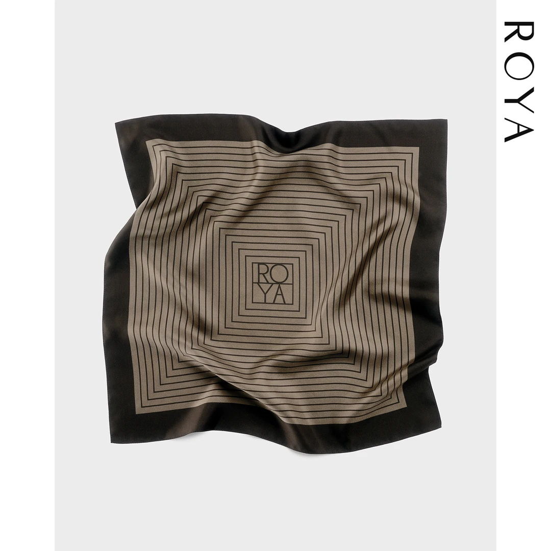 ROYA | 100% 桑蚕丝几何图形方巾丝巾