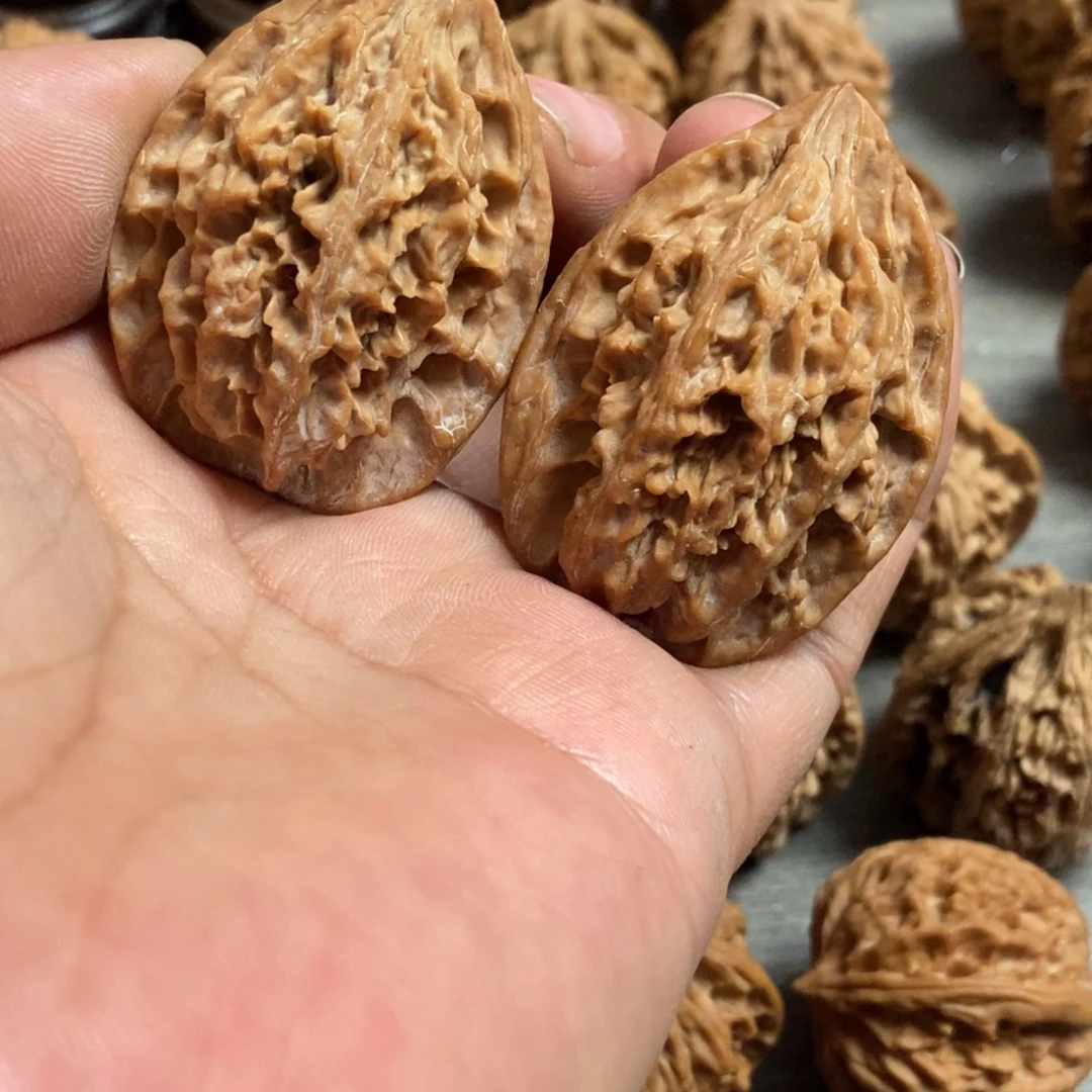 文玩核桃吊坠火麟剑35尺