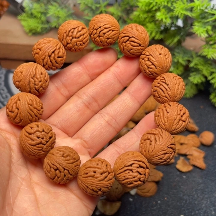 桃核手串龙纹桃核1