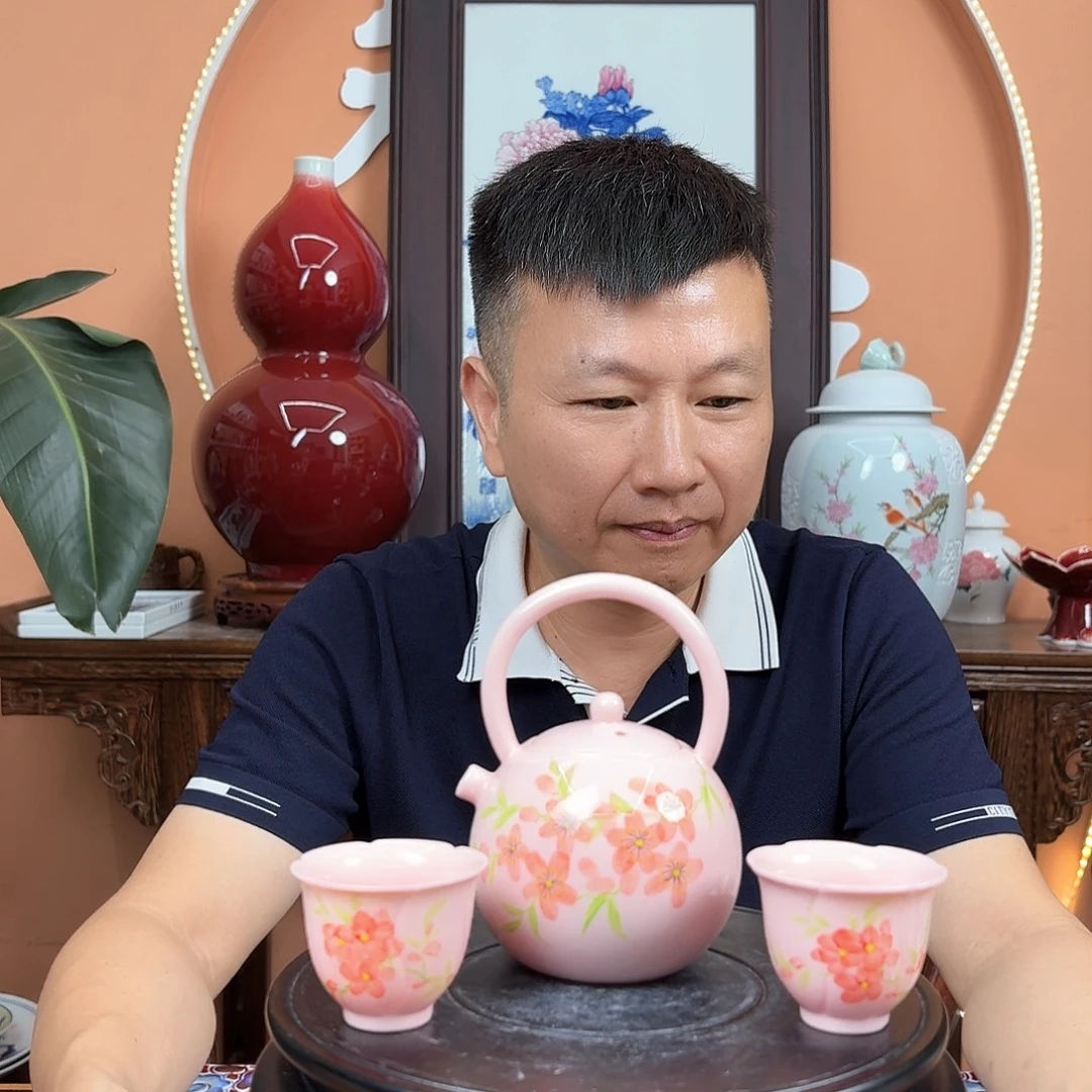景德镇陶瓷手工套组