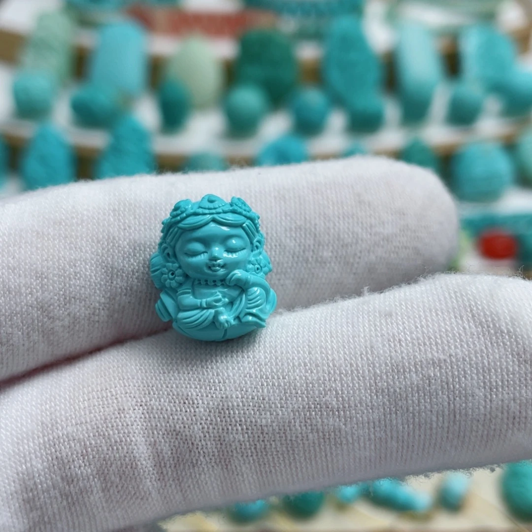 绿松石未镶嵌珠宝奇石