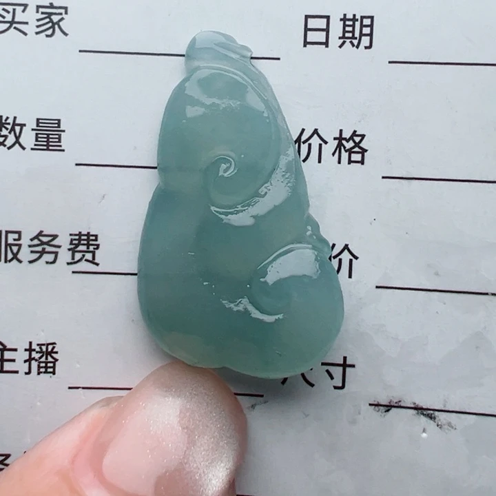 定制翡翠未镶嵌包抛光