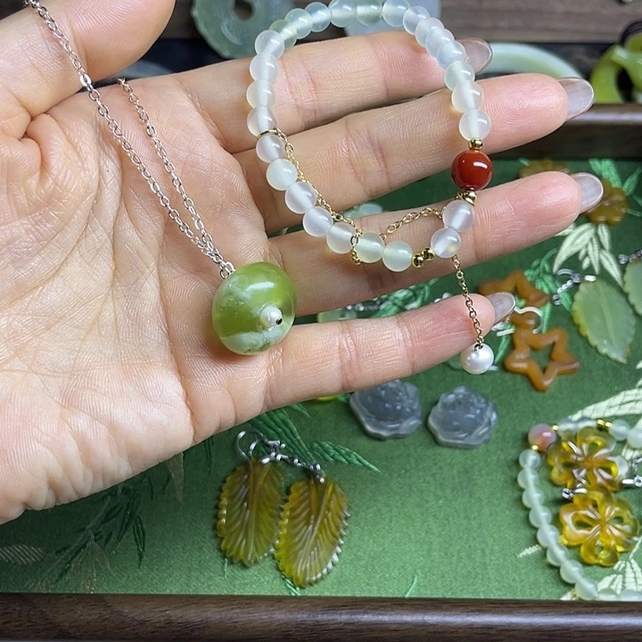 蛇纹石玉合金手链