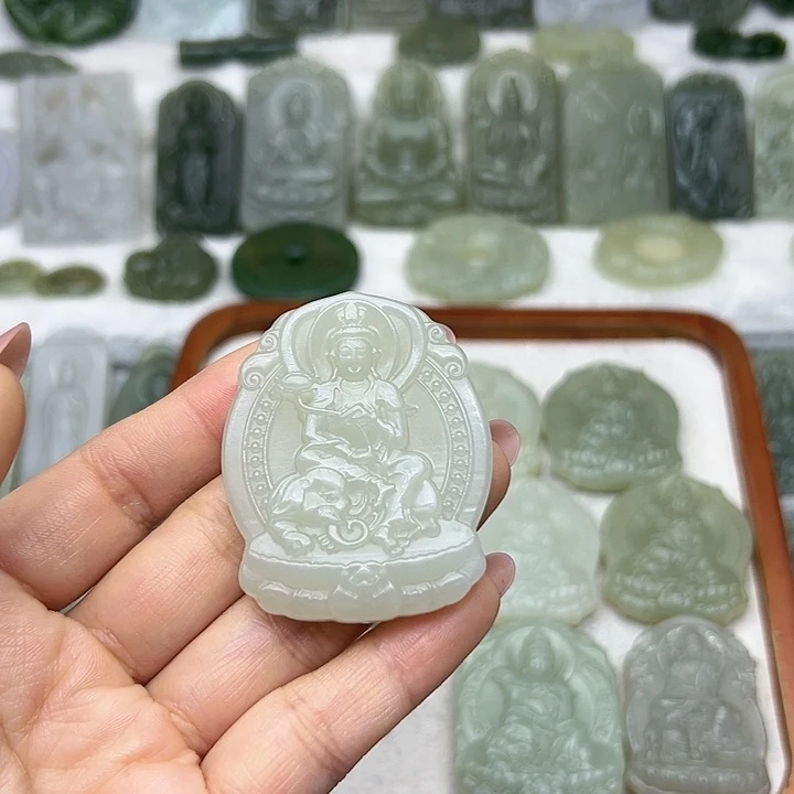 和田玉颈饰未镶嵌社****麻