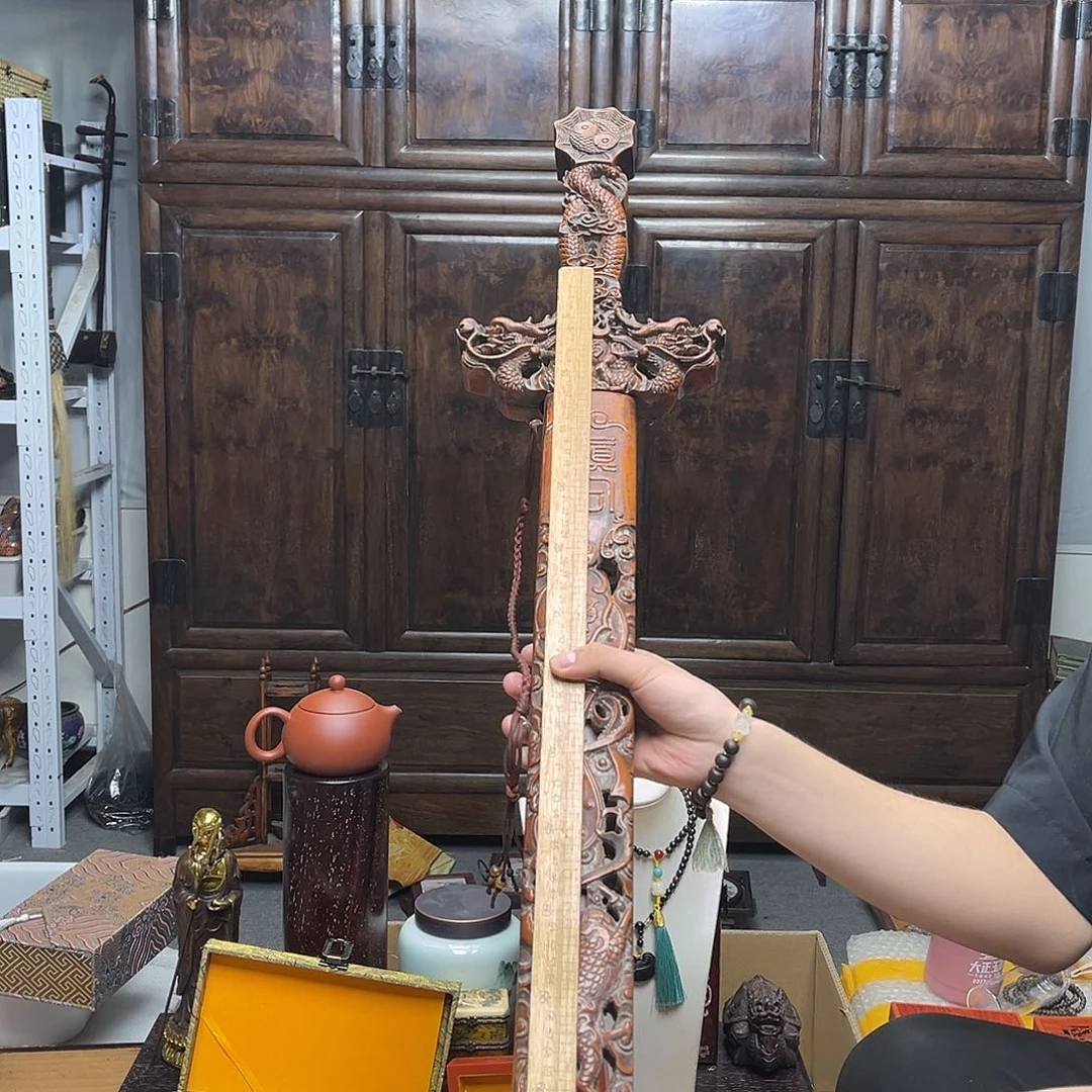 大叶紫檀（黑酸枝木类）