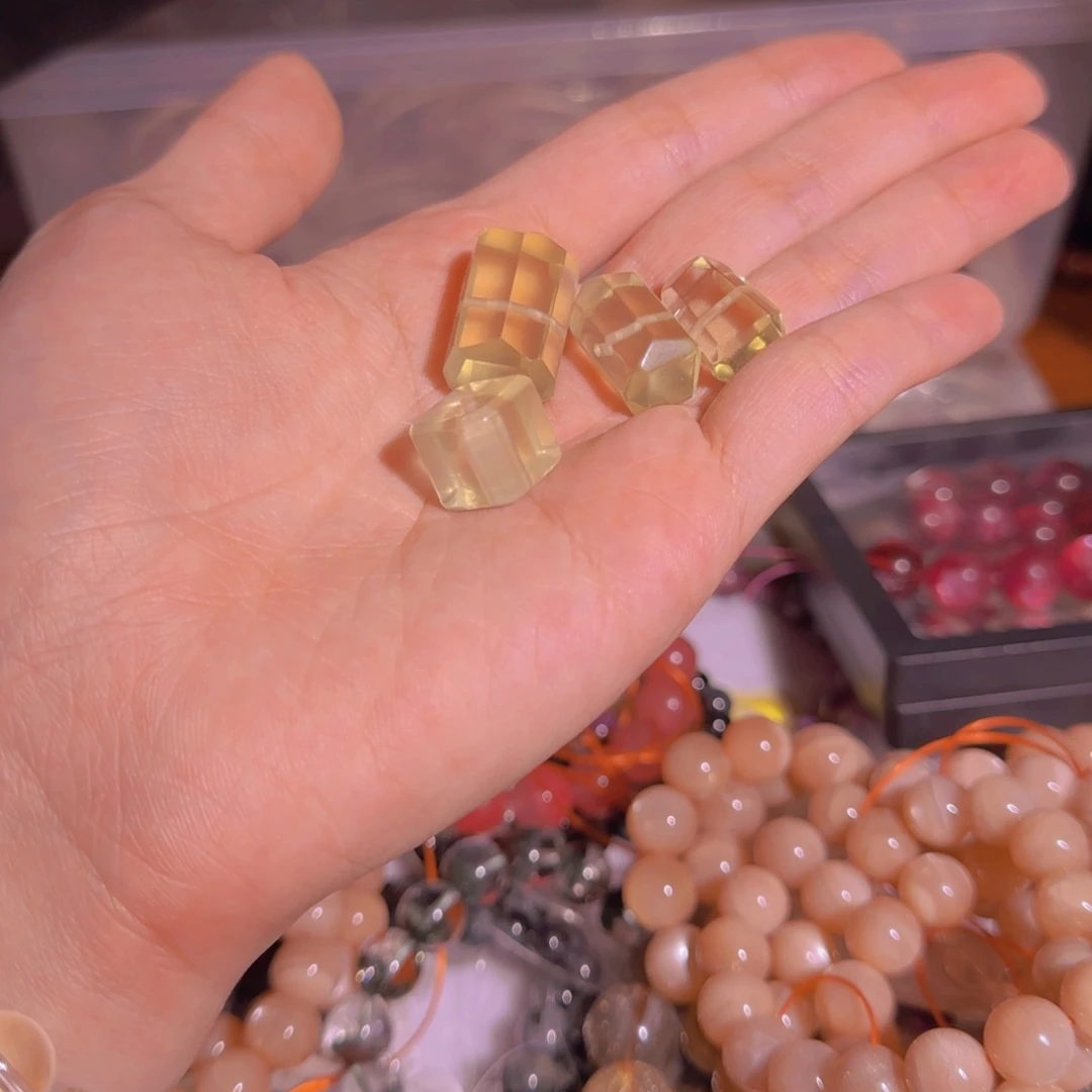 水晶天然水晶未镶嵌未镶嵌P****A