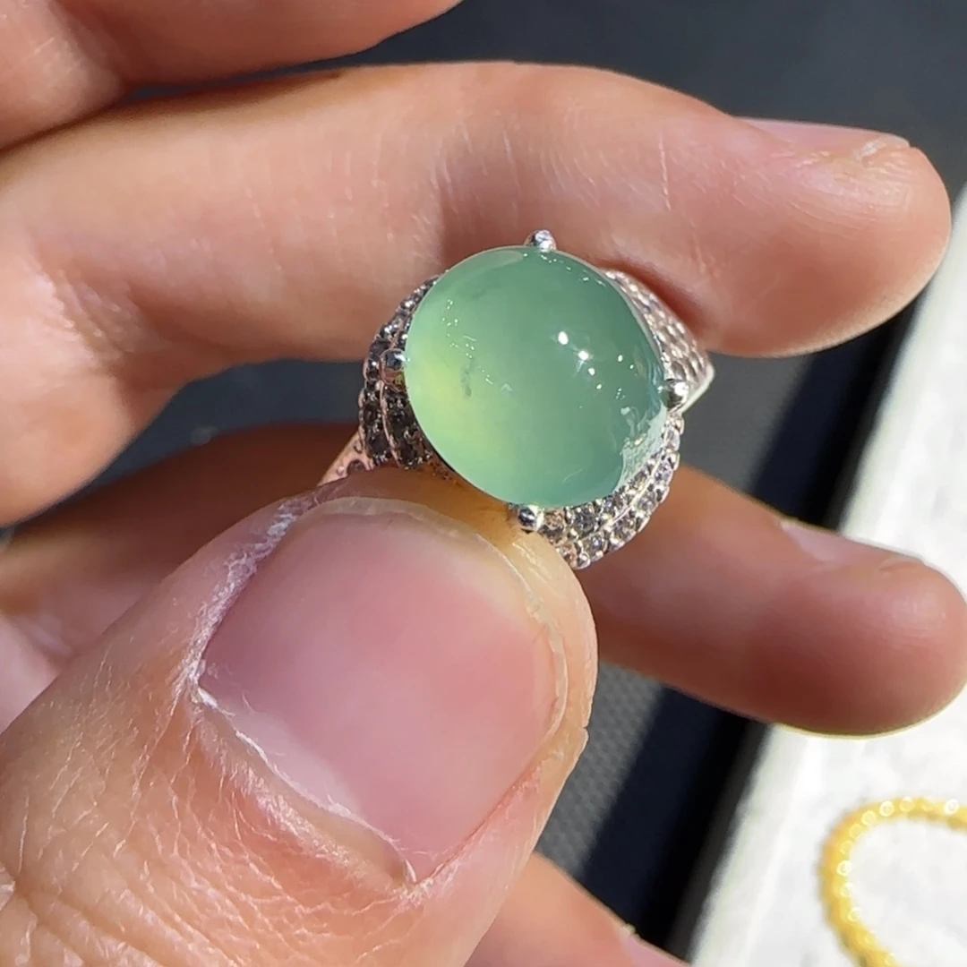 翡翠未镶嵌戒指翡翠