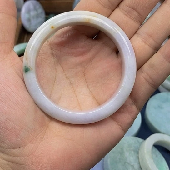 翡翠未镶嵌手镯59
